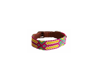 Handmade collar with colourful patterns woven by hand by artisans in Mexico. Handmade collar with colourful patterns woven by hand by artisans in Mexico.
Your furry friend will love this beautiful and unique collar. Large collar aqua, yellow, pink