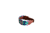 Handmade collar with colourful patterns woven by hand by artisans in Mexico. Handmade collar with colourful patterns woven by hand by artisans in Mexico.
Your furry friend will love this beautiful and unique collar. Medium dog collar blue, green, pink
