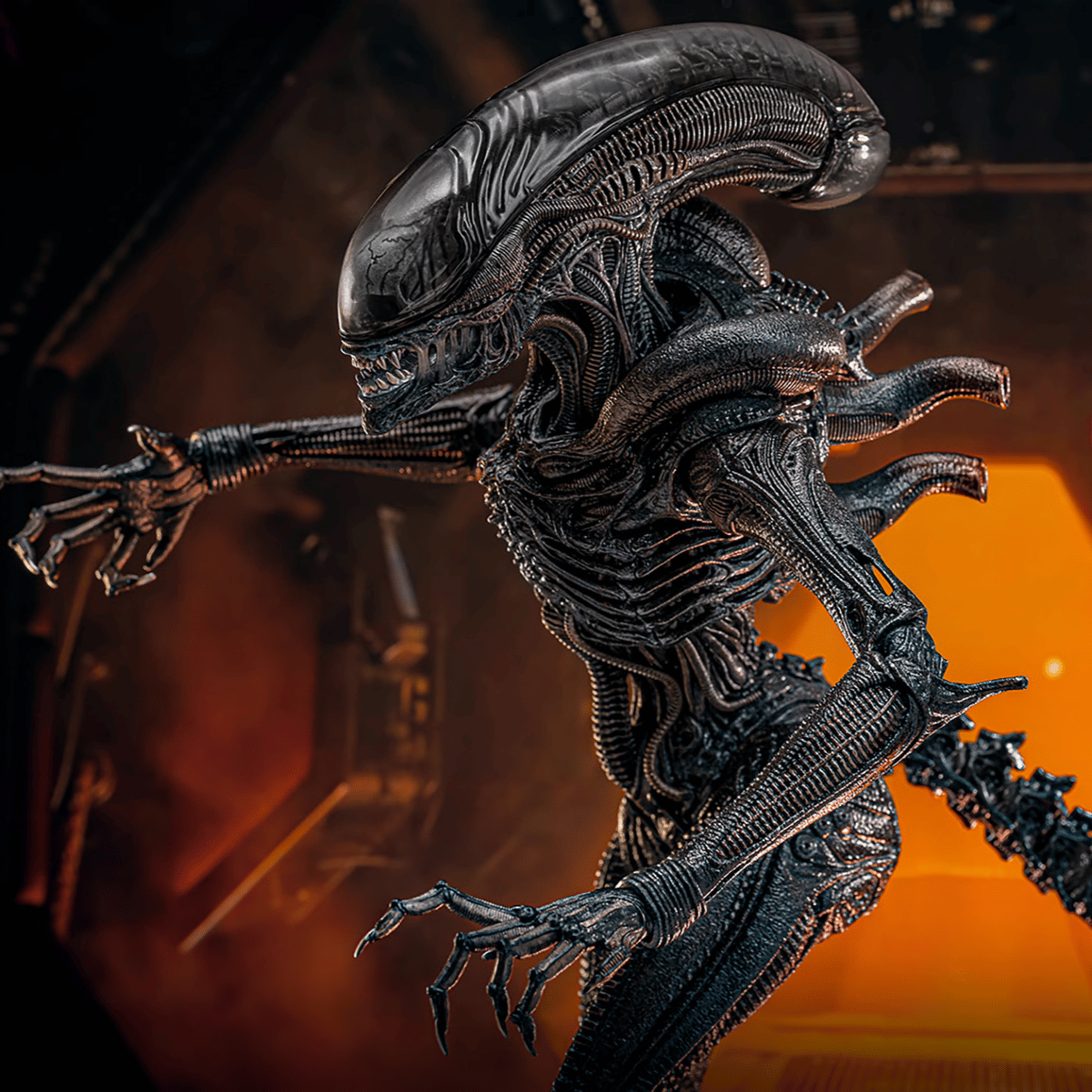 Alien: Romulus: Scorched Xenomorph MMS784 - 1/6th Scale