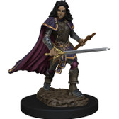 Pathfinder Battles Premium Miniatures: Female Human Bard