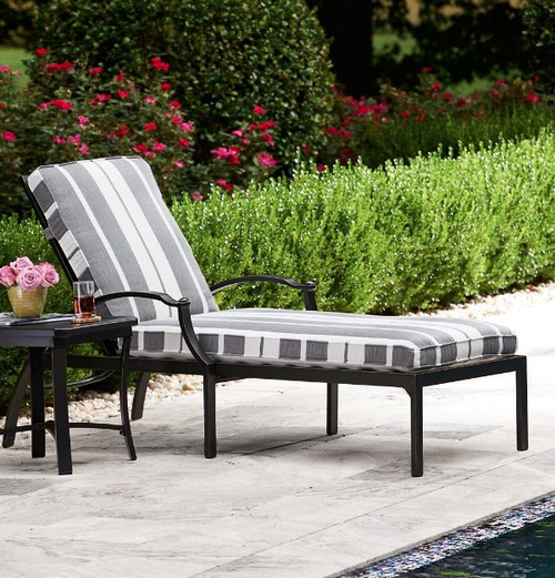 Raleigh Chaise Lane Venture