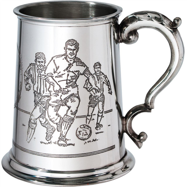 1pt Football Scene Tankard