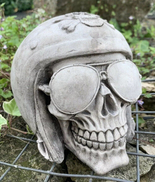 STONE GARDEN SUNGLASSES HELMET SKULL GOTHIC HUMAN HEAD ORNAMENT STATUE