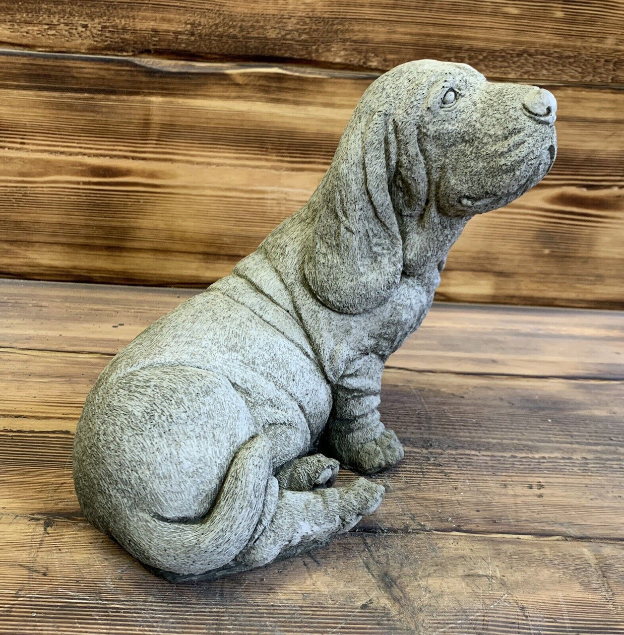 STONE GARDEN BASSETT HOUND DOG STATUE ORNAMENT