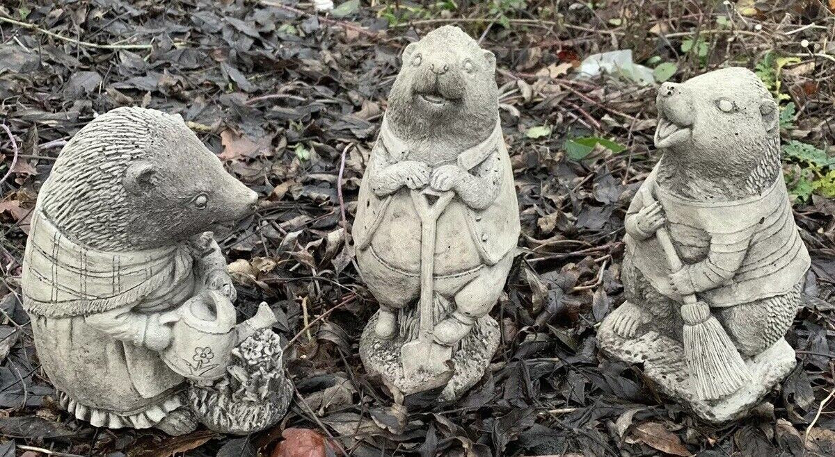 STONE GARDEN SET OF 3 WIND IN THE WILLOWS GARDENING HEDGEHOG ORNAMENT ...