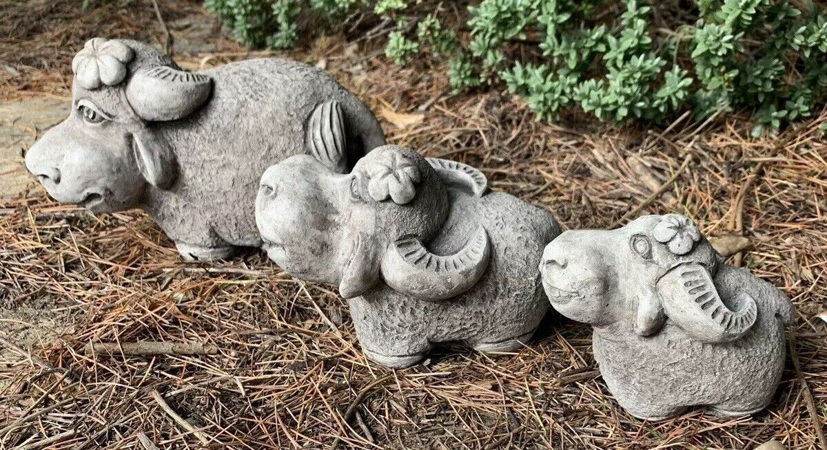 STONE GARDEN SET OF 3 DETAILED SMILING SHEEP ORNAMENTS 