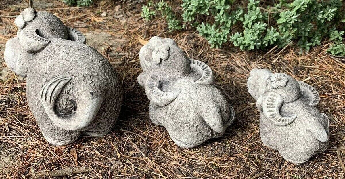 STONE GARDEN SET OF 3 DETAILED SMILING SHEEP ORNAMENTS 