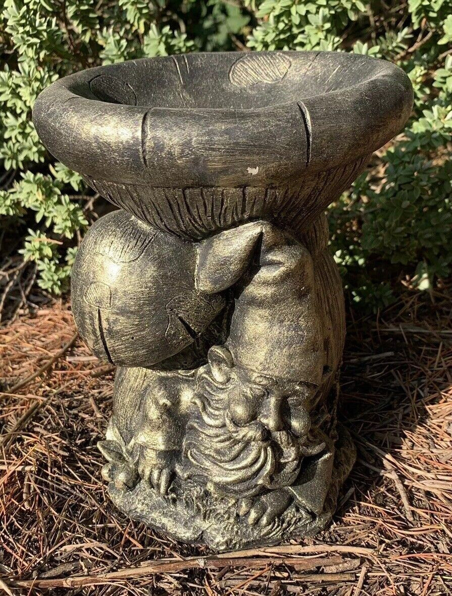 STONE GARDEN CHEEKY GNOME BIRD FEEDER BATH GOLD ORNAMENT