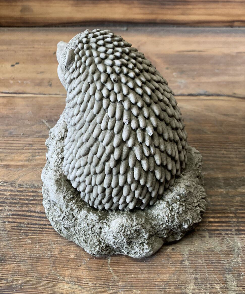 STONE GARDEN NOVELTY GIFT CUTE SPIKY HEDGEHOG ORNAMENT