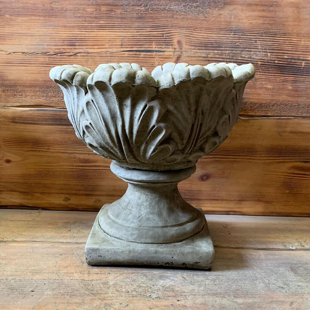 STONE GARDEN TRADITIONAL URN VASE PLANT POT GARDEN ORNAMENT