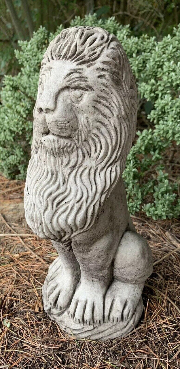 STONE GARDEN TALL SITTING PROUD LION ORNAMENT