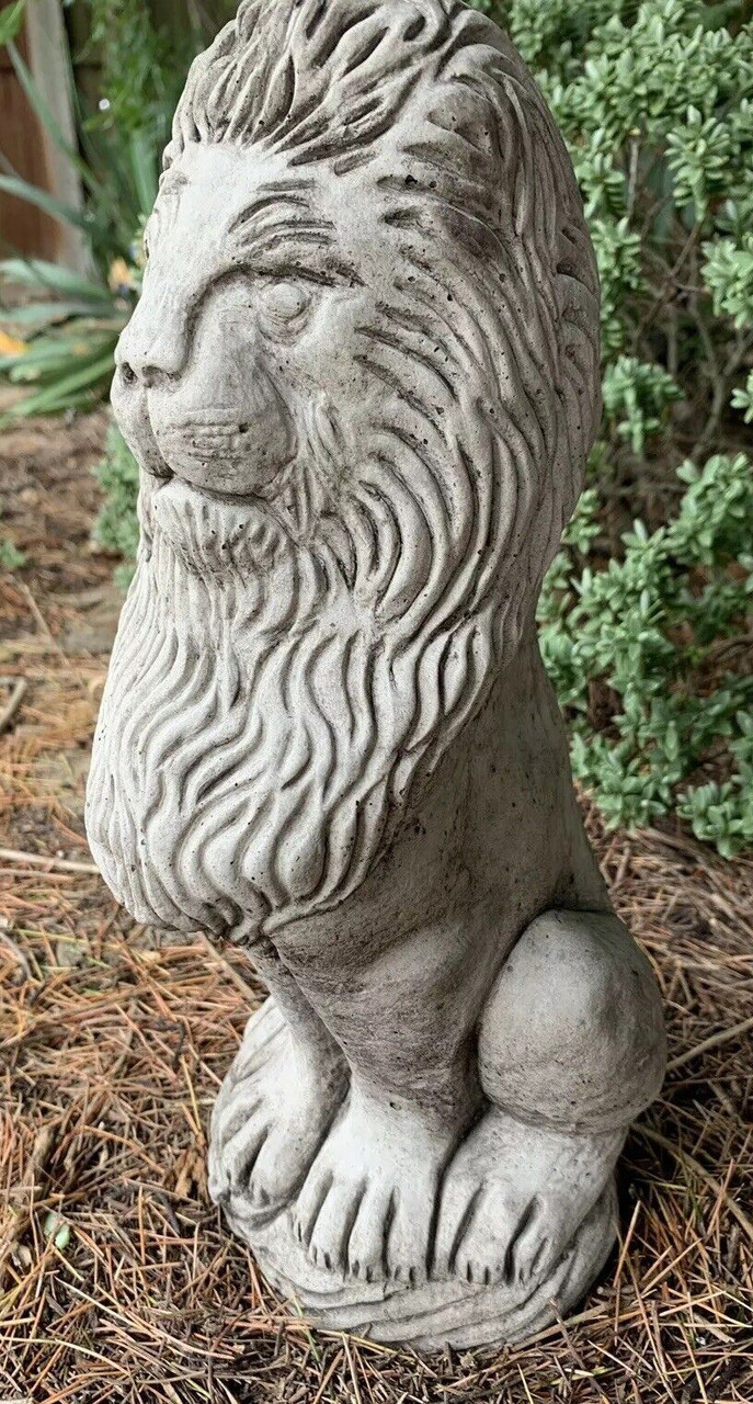 STONE GARDEN TALL SITTING PROUD LION ORNAMENT