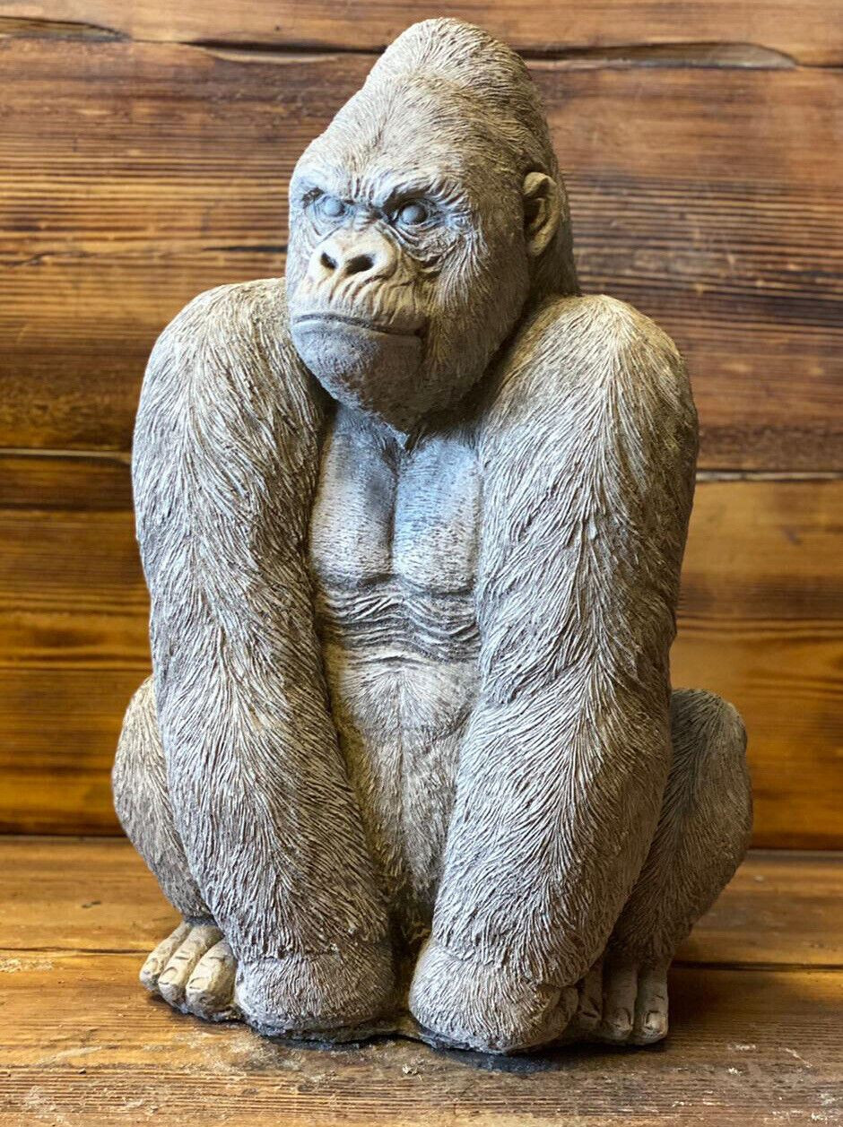 Statue - Life Size Gorilla