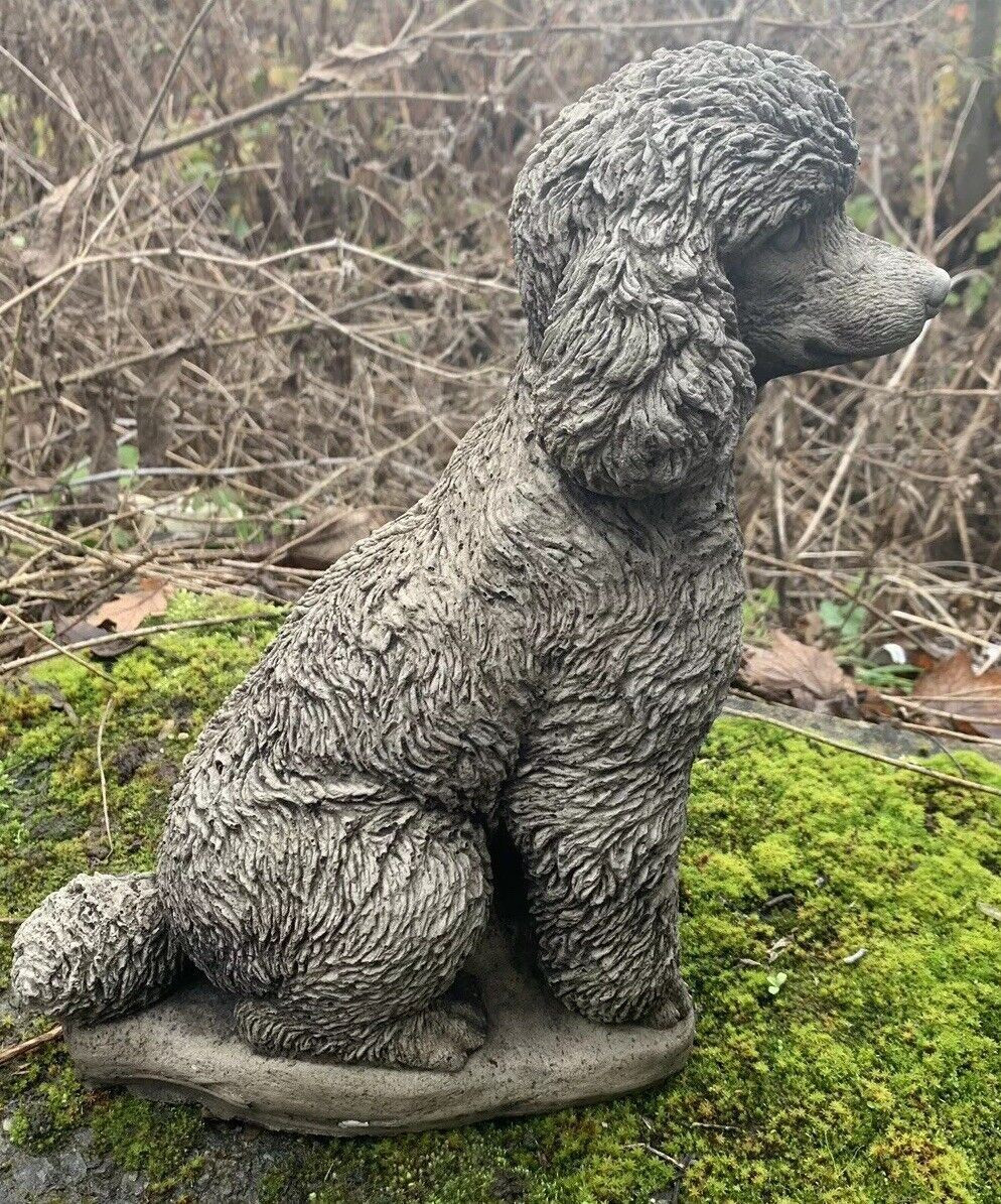 STONE GARDEN LARGE DETAILED POODLE DOG GIFT ORNAMENT 