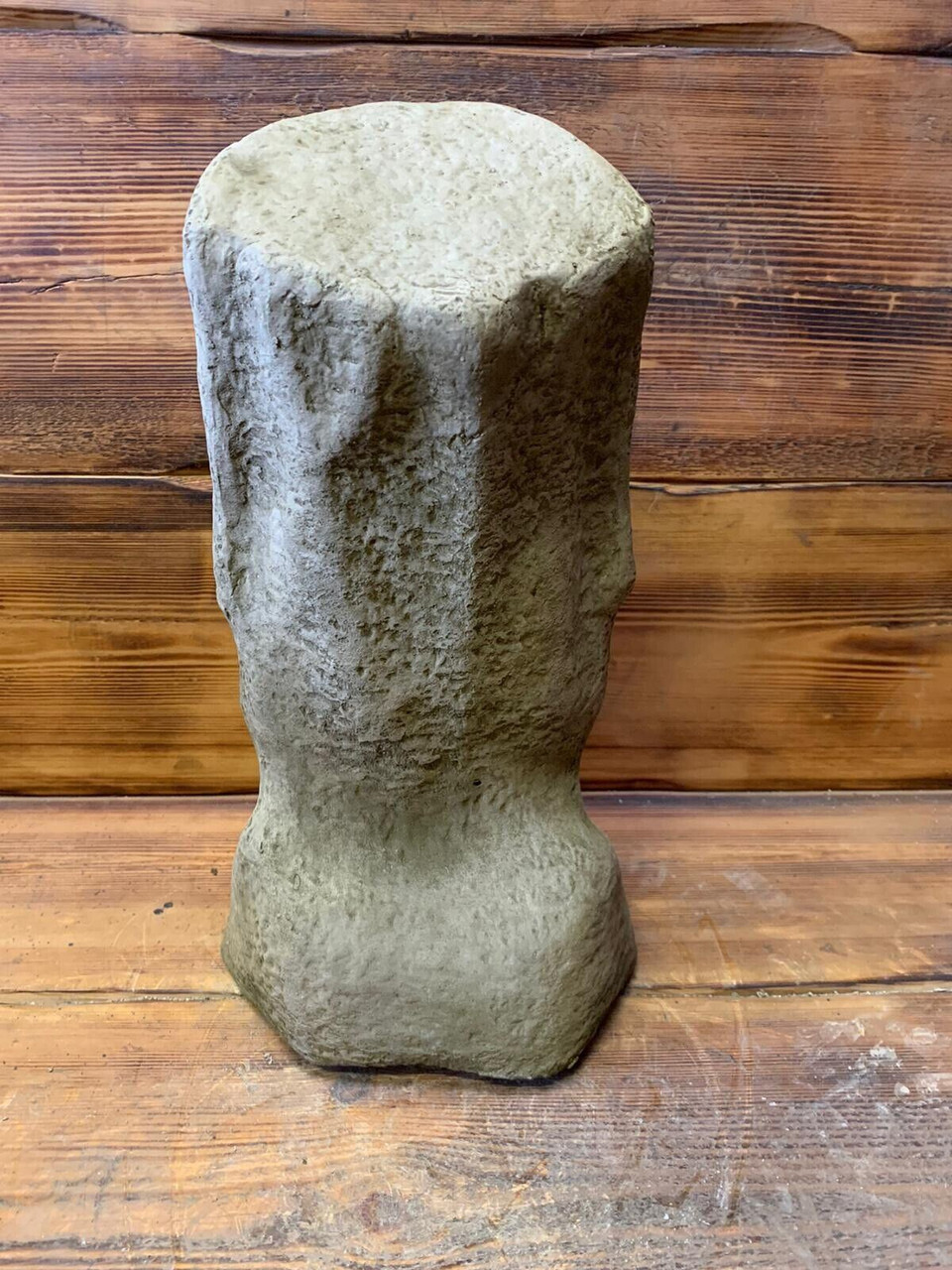 STONE GARDEN LARGE EASTER ISLAND HEAD / MOAI / TIKI CONCRETE ORNAMENT