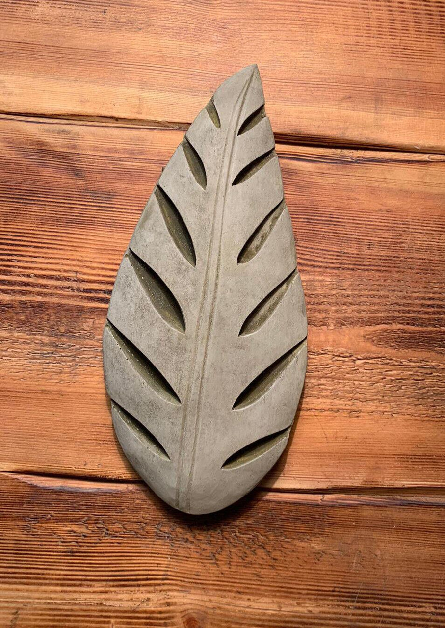 STONE GARDEN DETAILED LEAF PLAQUE HANGING CONCRETE GIFT ORNAMENT