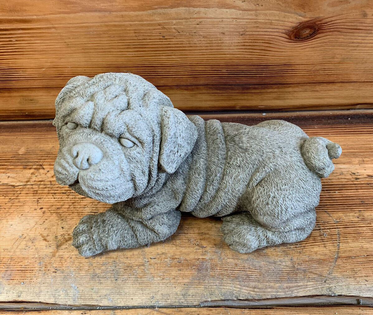 STONE GARDEN LAYING BULLDOG STATUE ORNAMENT