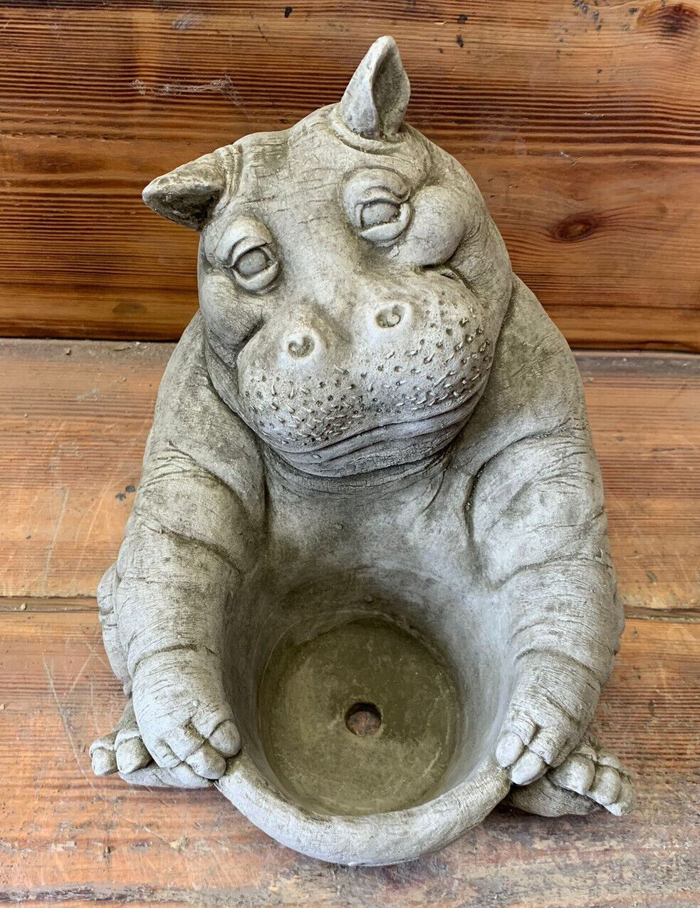 STONE GARDEN LARGE HIPPO PLANTER PLANT POT ORNAMENT 