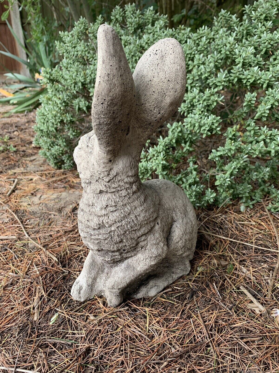 STONE GARDEN LARGE TRADITIONAL HARE DETAILED GARDEN ORNAMENT 