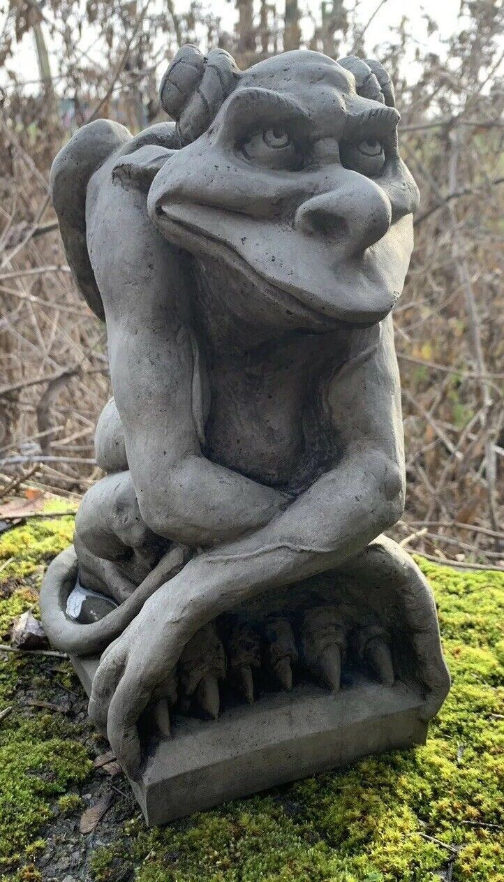 STONE GARDEN GOTHIC GARGOYLE GREMLIN DEVIL DRAGON DETAILED ORNAMENT 