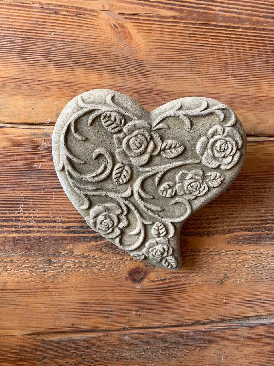 STONE GARDEN LOVE HEART WALL PLAQUE DETAILED HANGING ORNAMENT