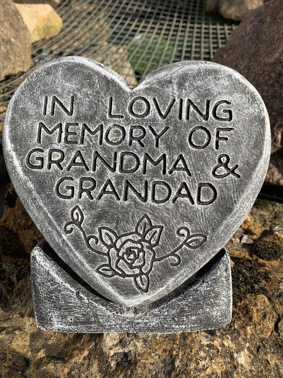 STONE GARDEN GRANDMA & GRANDAD LARGE HEART MEMORIAL PLAQUE CONCRETE ORNAMENT