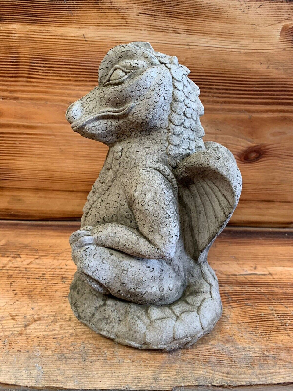 STONE GARDEN SITTING THINK DRAGON HAND CAST CUTE STATUE MYTHICAL GOTHIC ORNAMENT