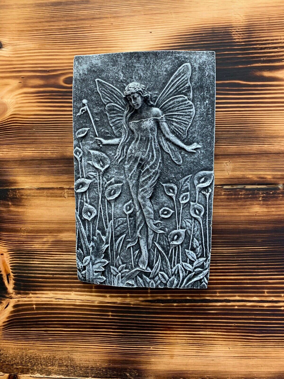 STONE GARDEN DETAILED LILY FAIRY ANGEL WALL HANGING PLAQUE ORNAMENT