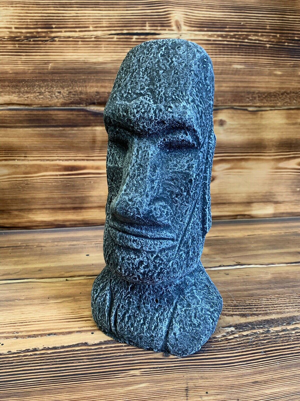 STONE GARDEN EASTER ISLAND HEAD / MOAI / TIKI CONCRETE PAINTED ORNAMENT