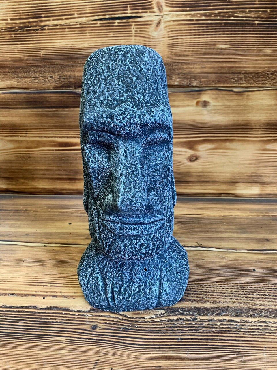 STONE GARDEN EASTER ISLAND HEAD / MOAI / TIKI CONCRETE PAINTED ORNAMENT