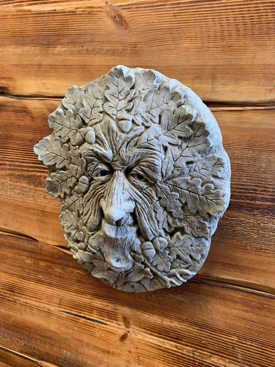 STONE GARDEN ACORN TREE MAN GREEN MAN WALL PLAQUE HANGING ORNAMENT