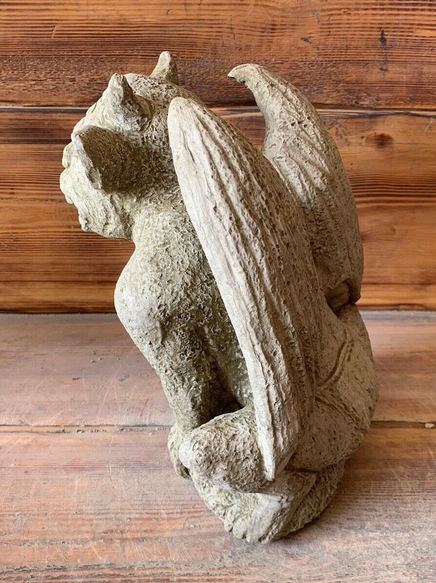 STONE GARDEN GARGOYLE GREMLIN WINGED GOTHIC ORNAMENT 