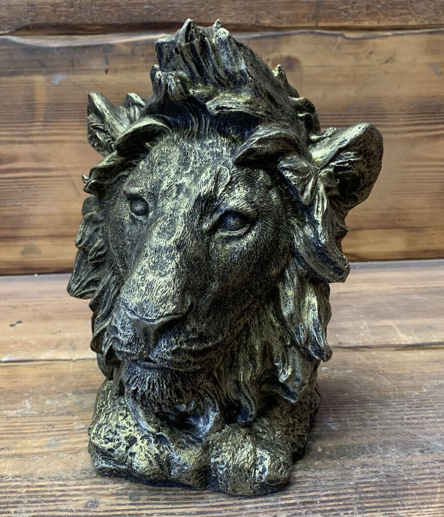 STONE GARDEN DETAILED LION HEAD BRONZED GOLD DETAILED GIFT ORNAMENT