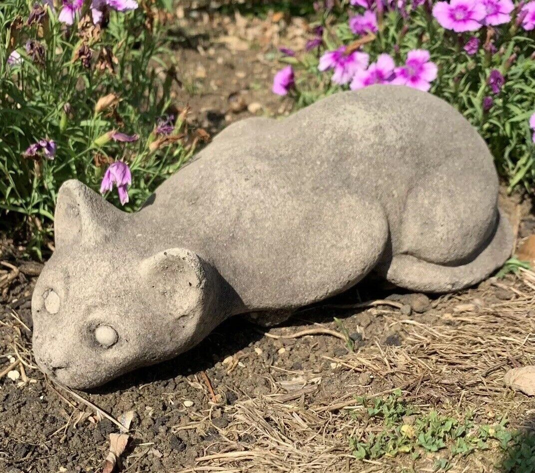 STONE GARDEN LAYING POUNCING CAT CONCRETE ORNAMENT 