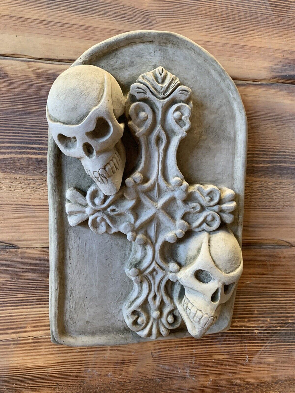 STONE GARDEN LARGE GARGOYLE SKULL GOTHIC WALL HANGING PLAQUE ORNAMENT 