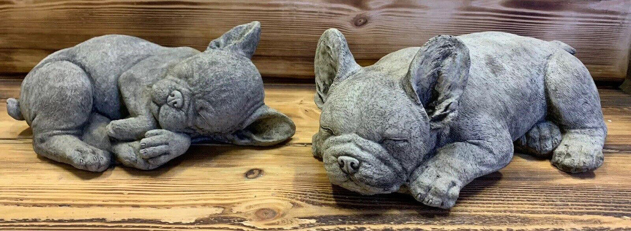 STONE GARDEN PAIR OF LYING FRENCHIE FRENCH BULLDOG DOG PUPPY ORNAMENT STATUE