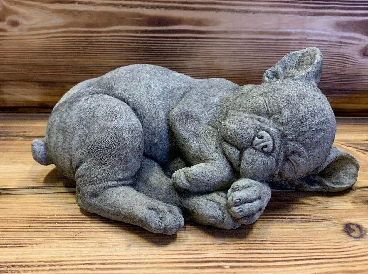 STONE GARDEN PAIR OF LYING FRENCHIE FRENCH BULLDOG DOG PUPPY ORNAMENT STATUE