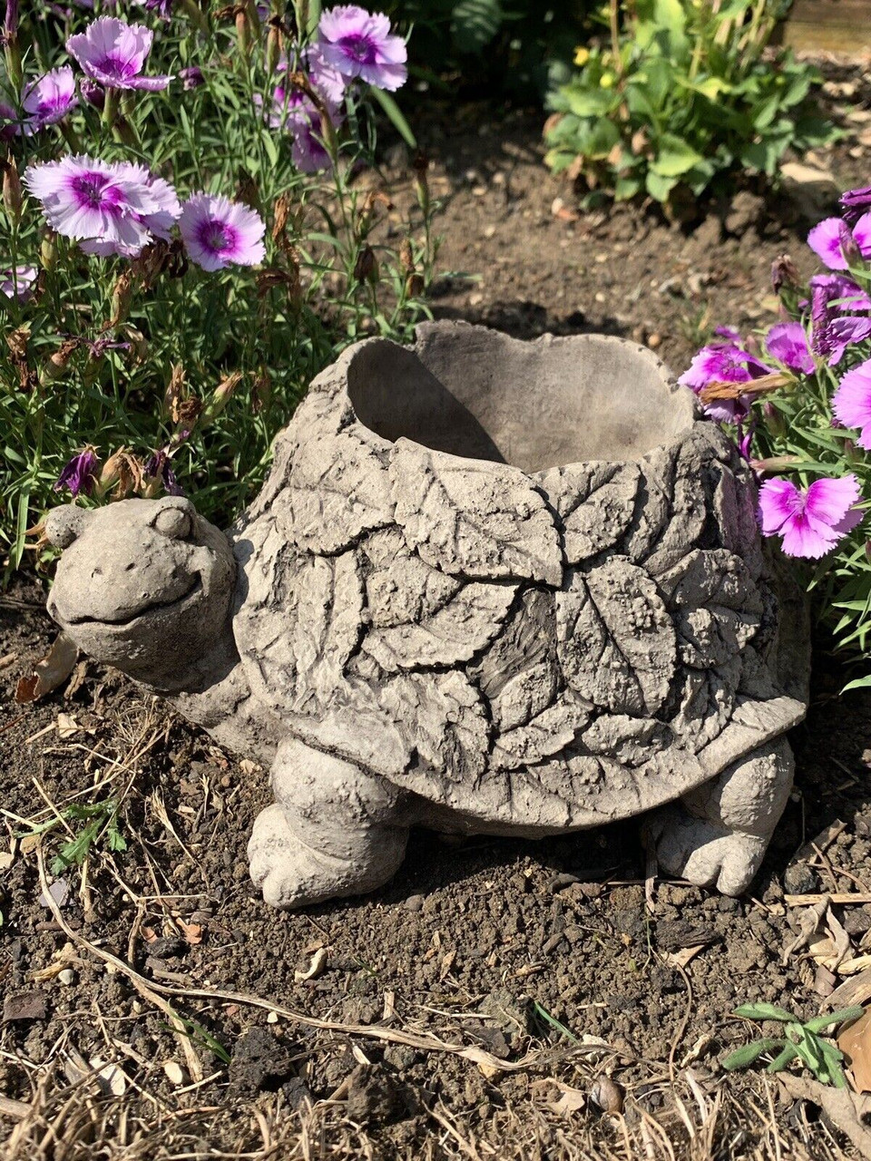 STONE GARDEN TORTOISE LEAF DETAIL PLANTER PLANT POT CONCRETE ORNAMENT