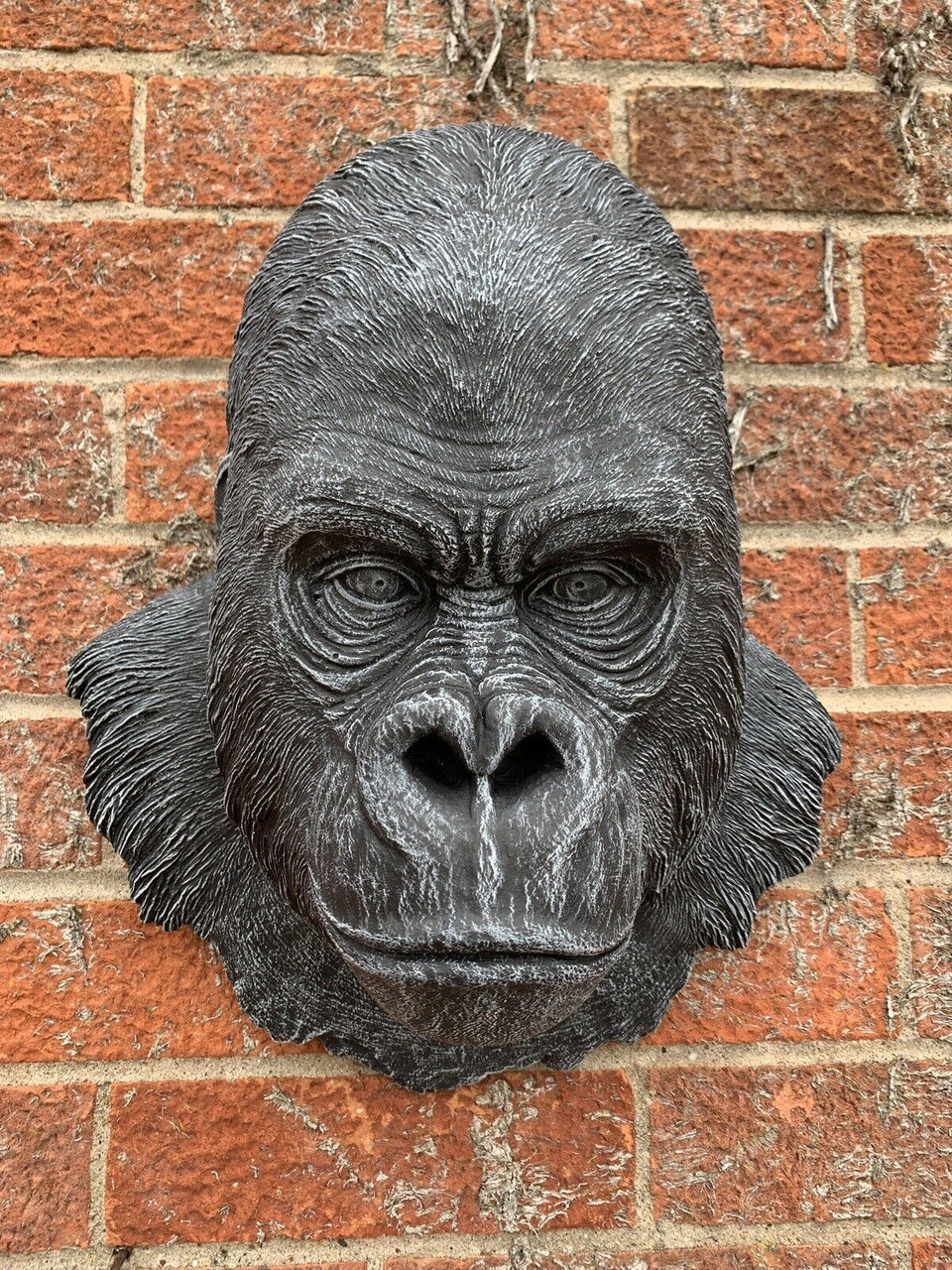 STONE GARDEN LARGE DETAILED GORILLA APE HEAD WALL HANGING PLAQUE ORNAMENT