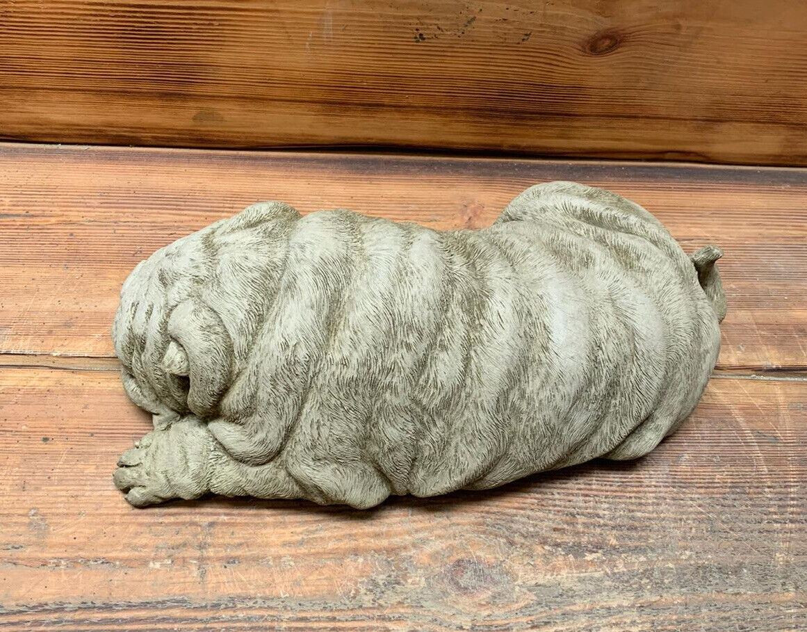 STONE GARDEN LAYING SHAR-PEI PUG DOG DETAILED CUTE GIFT CONCRETE ORNAMENT