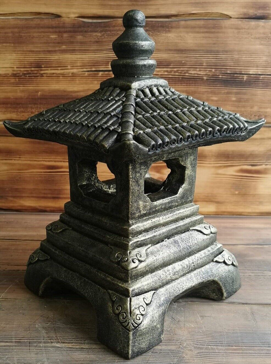 STONE GARDEN DETAILED SQUARE JAPANESE PAGODA HAND CAST STONE GOLD ORNAMENT GIFT