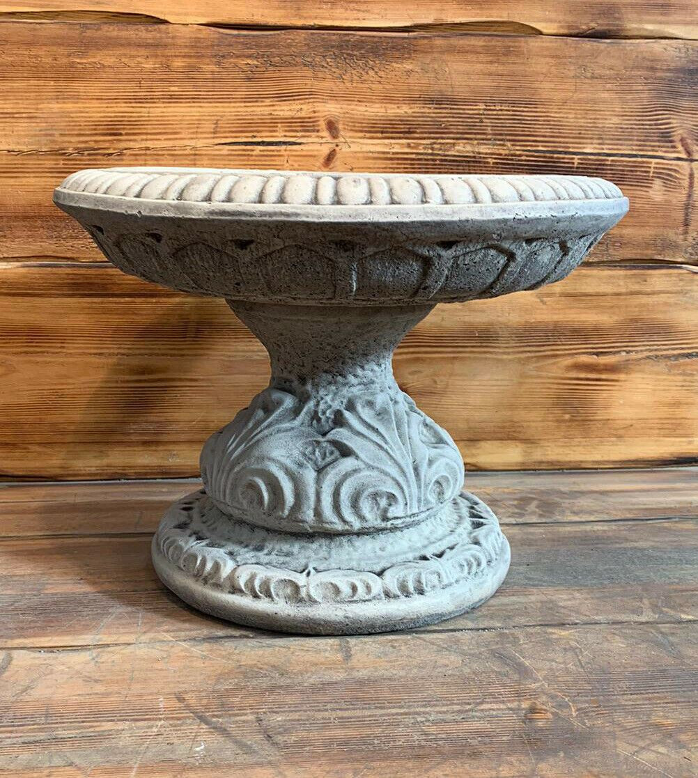 STONE GARDEN ART DECO STYLE DETAILED BIRD BATH STATUE ORNAMENT