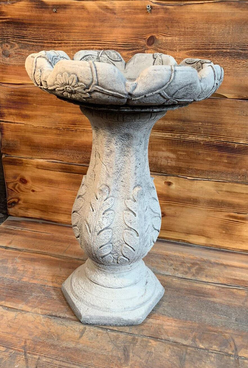 STONE GARDEN LARGE LOG STYLE DETAILED BIRD BATH STATUE ORNAMENT