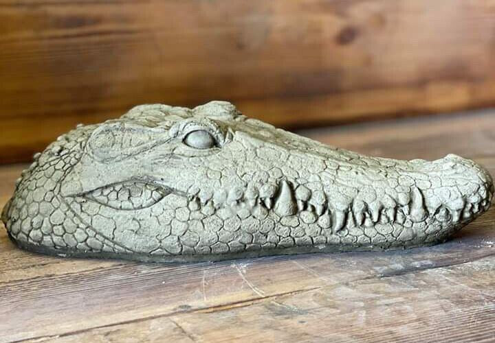 STONE GARDEN CROCODILE ALLIGATOR HEAD DETAILED GIFT CONCRETE ORNAMENT