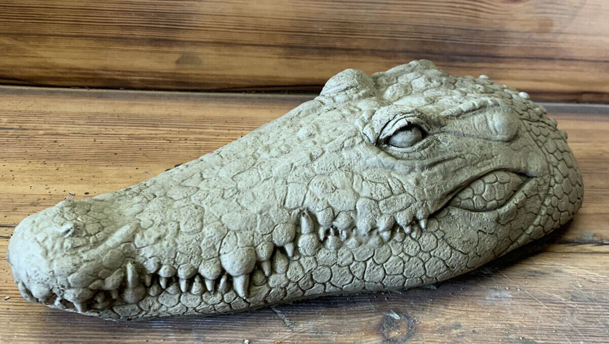 STONE GARDEN CROCODILE ALLIGATOR HEAD DETAILED GIFT CONCRETE ORNAMENT