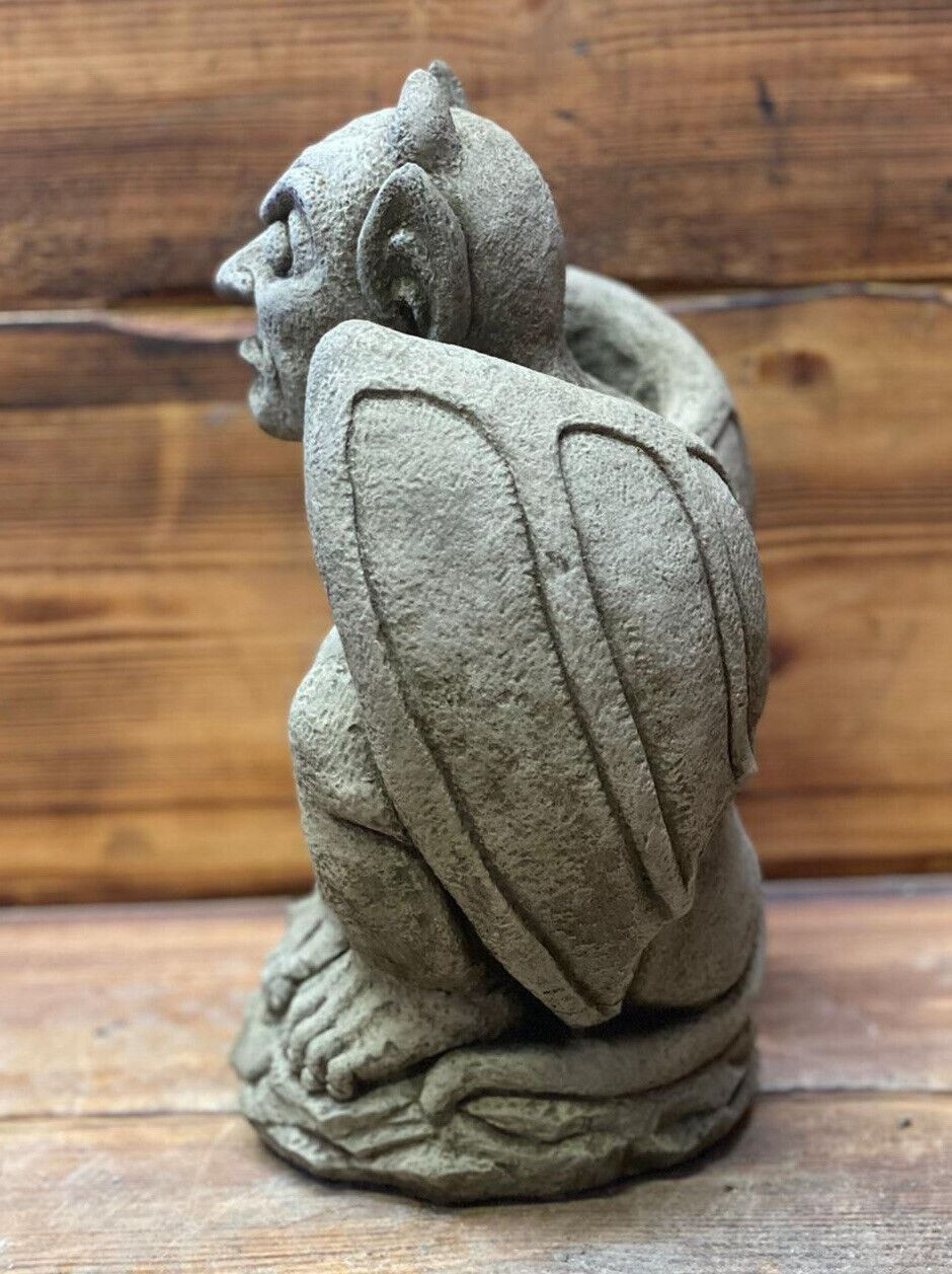 STONE GARDEN GARGOYLE GOBLIN DEVIL GREMLIN WINGED GOTHIC STATUE ORNAMENT