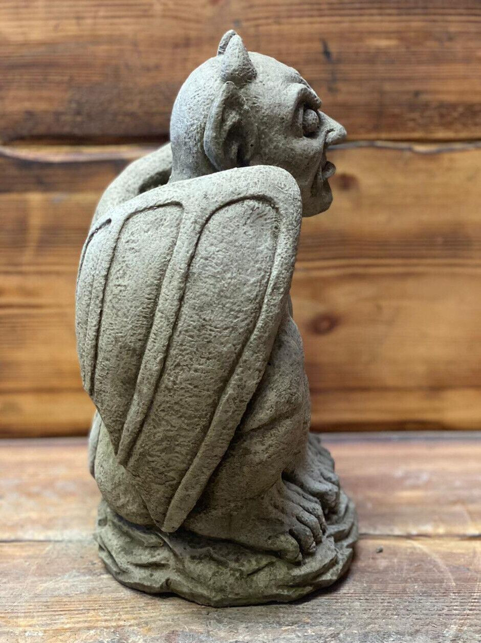 STONE GARDEN GARGOYLE GOBLIN DEVIL GREMLIN WINGED GOTHIC STATUE ORNAMENT