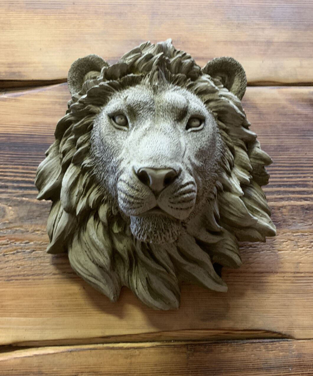 STONE GARDEN SMALL NATURAL DETAILED LION HEAD WALL HANGING PLAQUE ORNAMENT