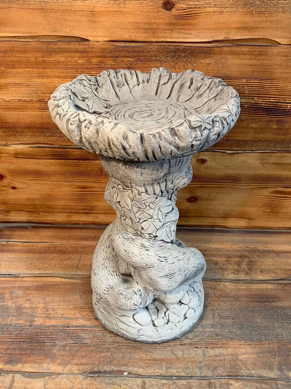 STONE GARDEN OTTER TREE TRUNK DETAILED BIRD BATH STATUE ORNAMENT