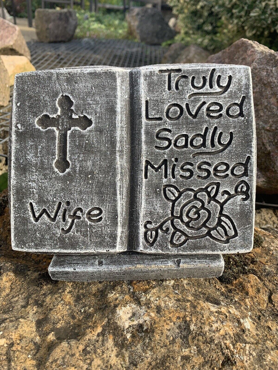 STONE GARDEN WIFE TRULY LOVED SADLY MISSED MEMORIAL PLAQUE CONCRETE ORNAMENT